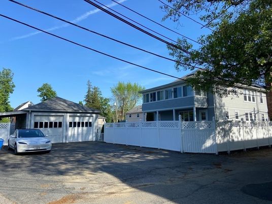Detached Garage, Exterior
