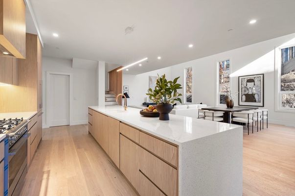 Dining room, Interior, Kitchen, Pendant Lights, Recessed Lighting, Wood Texture Flooring