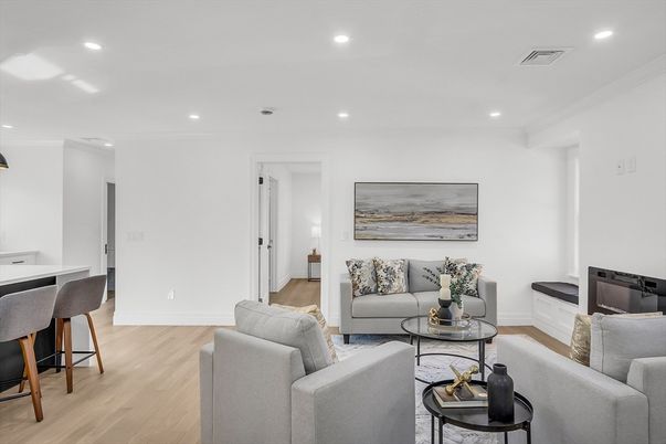Interior, Living room, Recessed Lighting, Wood Texture Flooring