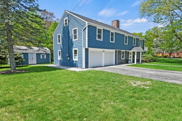 Attached, Backyard, Exterior, Facade, Georgian