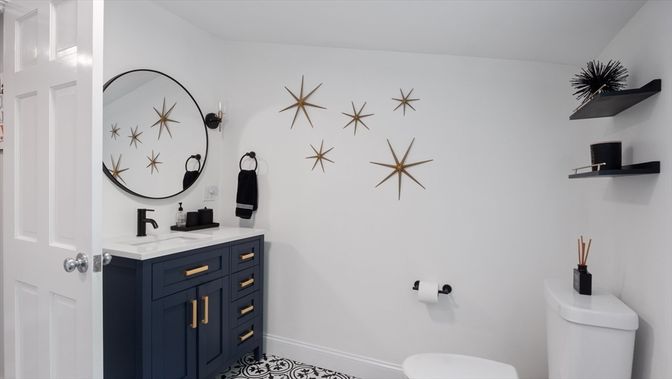 Bathroom, Interior