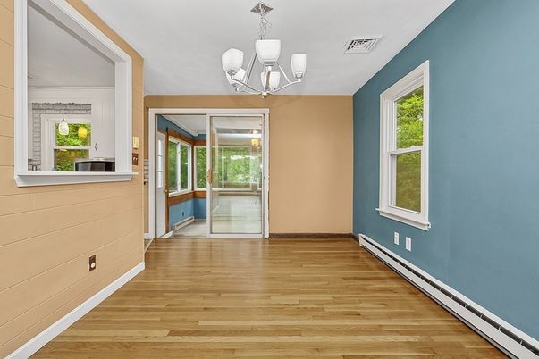 Chandelier, Empty room, Interior, Wood Texture Flooring