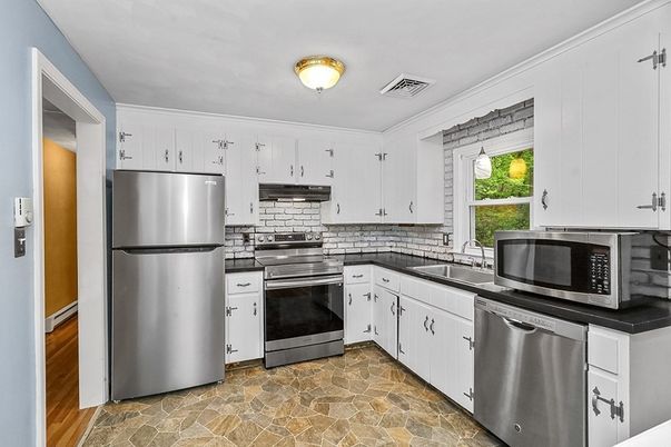Interior, Kitchen, Stainless Steel Appliances