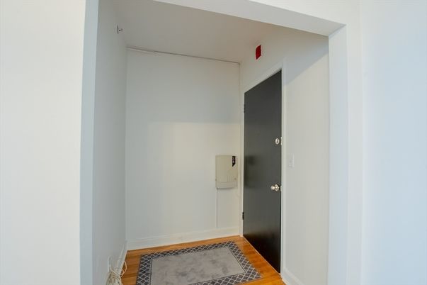 Chandelier, Interior, Recessed Lighting