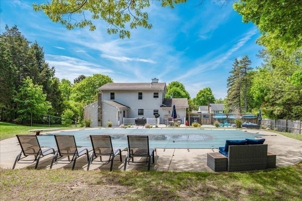 Backyard, Exterior, Pool