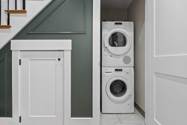 Interior, Utility Closets, Washer
