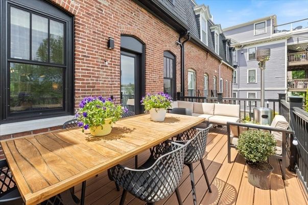 Exterior, Wood Texture Flooring