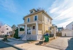 Backyard, Exterior, Facade, American Foursquare