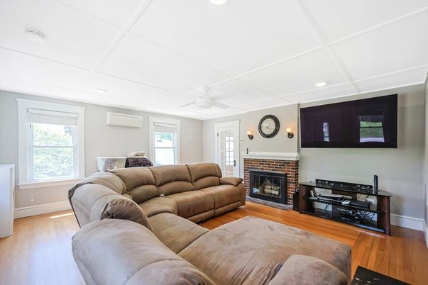 Fireplace, Interior, Living room, Recessed Lighting, Wood Texture Flooring