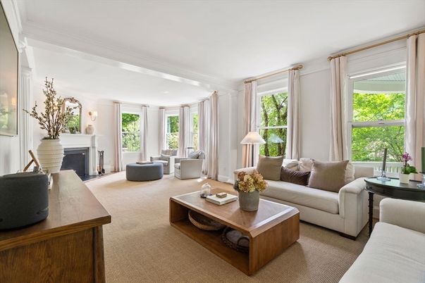 Fireplace, Interior, Living room