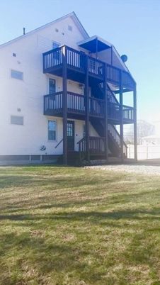 Backyard, Exterior, Facade, Condo Building
