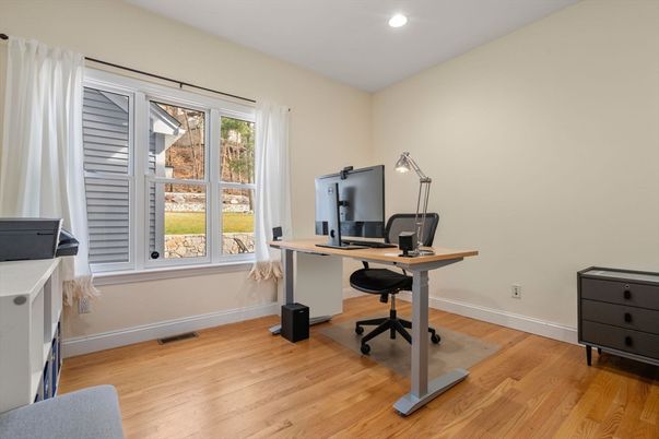 Home Office, Interior, Recessed Lighting, Wood Texture Flooring