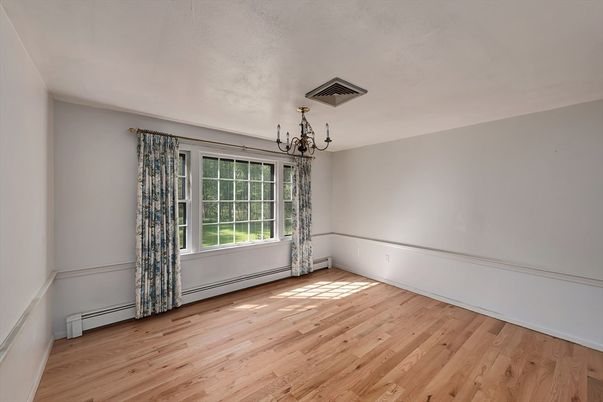 Chandelier, Empty room, Interior, Wood Texture Flooring
