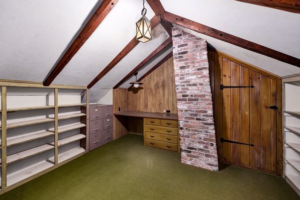 Interior, Walk-in Closets, Wooden Beams