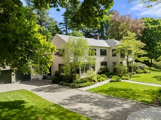 Backyard, Exterior, Facade, Georgian