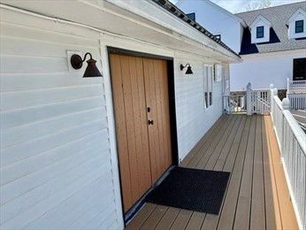 Exterior, Wood Texture Flooring