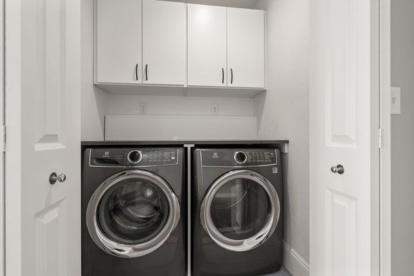 Interior, Utility Closets, Washer