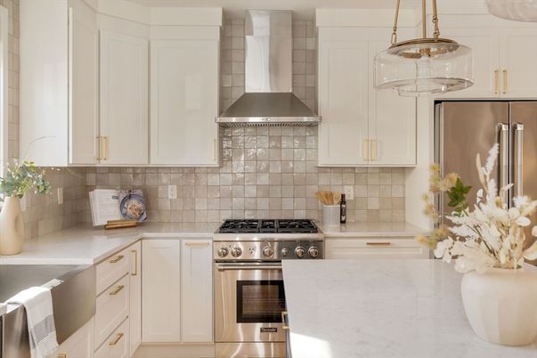 Interior, Kitchen, Pendant Lights, Stainless Steel Appliances