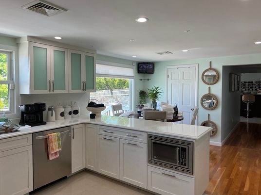 Dining room, Interior, Kitchen, Recessed Lighting, Wood Texture Flooring