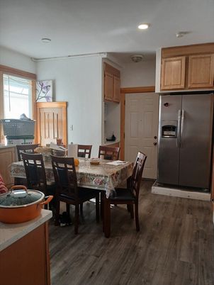 Dining room, Interior, Kitchen, Recessed Lighting, Wood Texture Flooring
