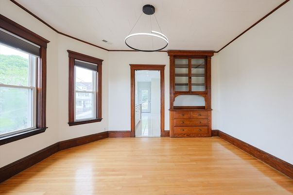 Empty room, Interior, Pendant Lights, Wood Texture Flooring