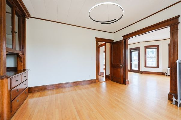 Empty room, Interior, Pendant Lights, Wood Texture Flooring