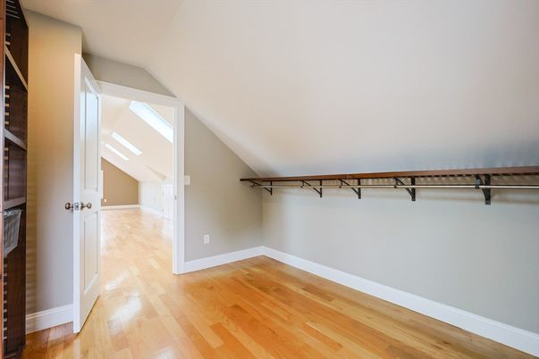 Interior, Walk-in Closets, Wood Texture Flooring