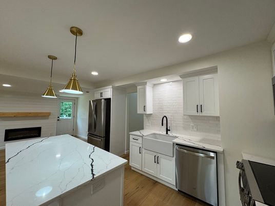 Fireplace, Interior, Kitchen, Pendant Lights, Recessed Lighting, Stainless Steel Appliances, Wood Texture Flooring