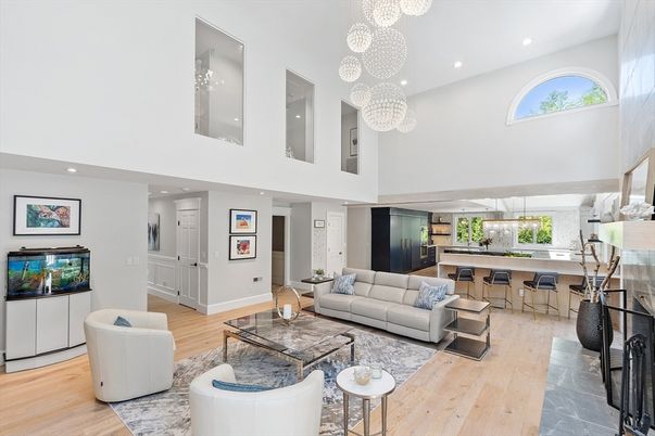 Interior, Living room, Pendant Lights, Recessed Lighting, Wood Texture Flooring
