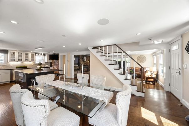 Dining room, Interior, Kitchen, Recessed Lighting, Wood Texture Flooring