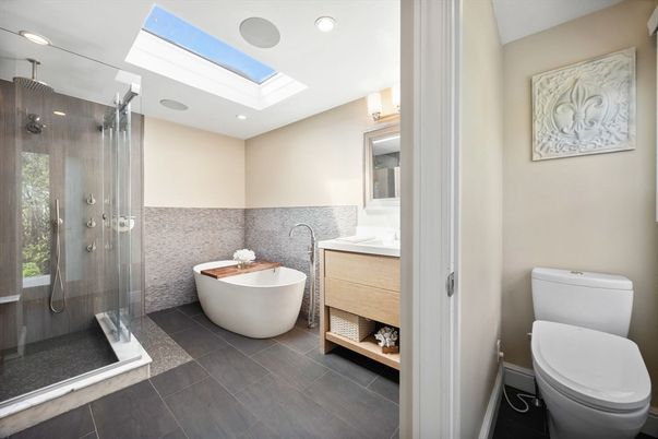 Bathroom, Dual Sink Vanities, Free Standing Baths, Glass Shower, Interior, Recessed Lighting