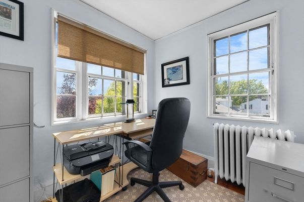 Home Office, Interior