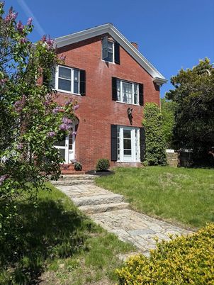 Exterior, Facade, Brick Facade, Brick Traditional