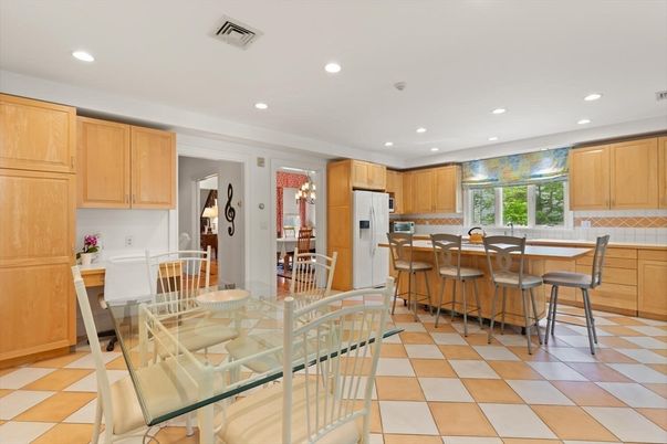 Dining room, Interior, Kitchen, Recessed Lighting