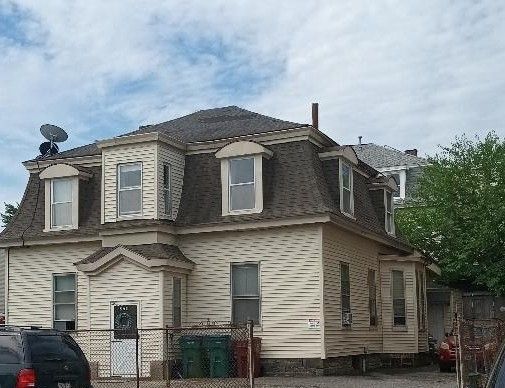 Exterior, Facade, Queen Anne Victorian