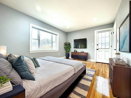 Bedroom, Interior, Recessed Lighting, Wood Texture Flooring