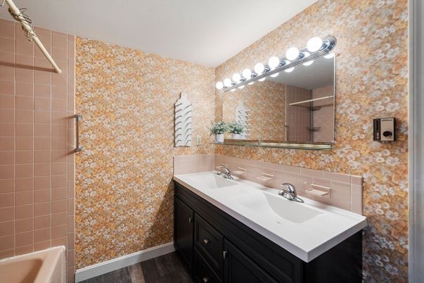 Bathroom, Interior, Wood Texture Flooring