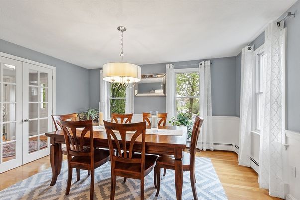 Chandelier, Dining room, Interior, Wood Texture Flooring
