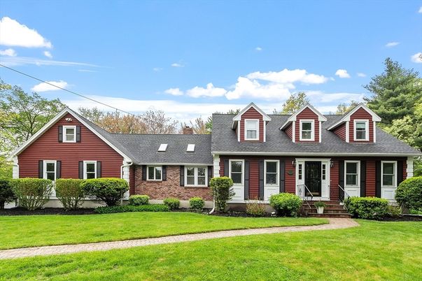 Exterior, Facade, Brick Facade, Cape Cod
