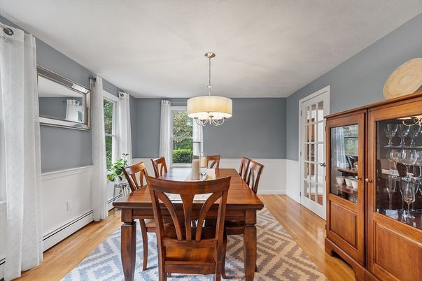 Chandelier, Dining room, Interior, Wood Texture Flooring