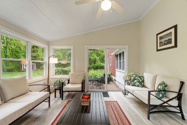 Interior, Living room, Sun Room, Wood Texture Flooring