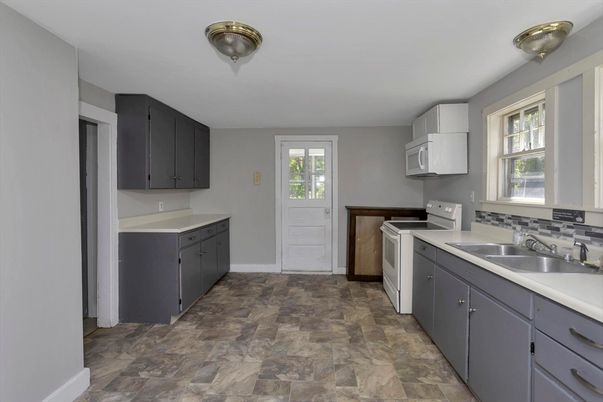 Interior, Kitchen