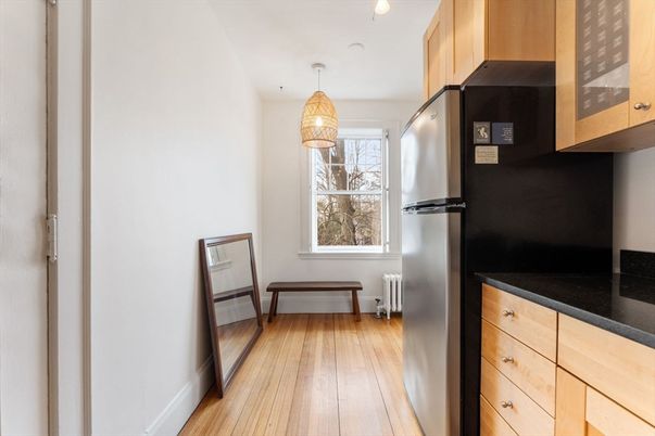 Interior, Kitchen, Pendant Lights, Wood Texture Flooring