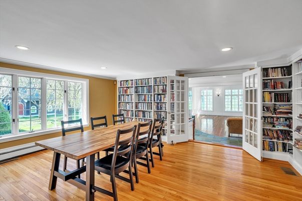 Dining room, Interior, Recessed Lighting, Wood Texture Flooring