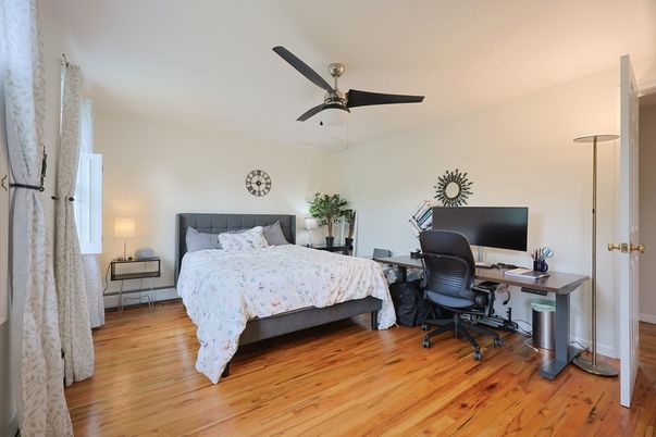 Bedroom, Home Office, Interior, Wood Texture Flooring