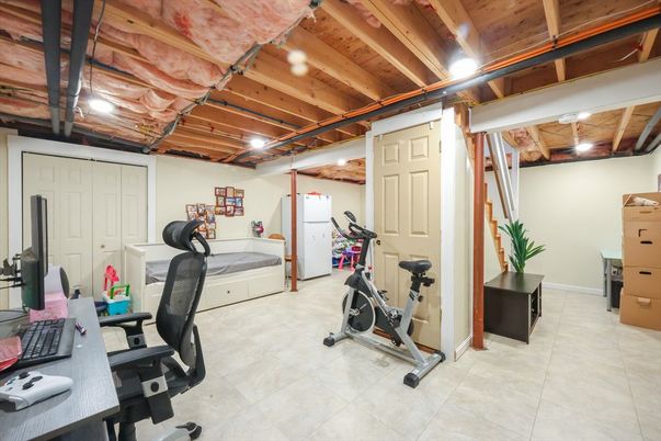 Fitness Equipment, Interior, Wooden Beams, Wooden Ceilings