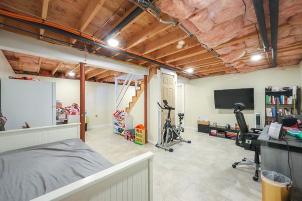 Fitness Equipment, Home Office, Interior, Wooden Beams, Wooden Ceilings