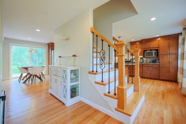 Dining room, Interior, Kitchen, Recessed Lighting, Wood Texture Flooring