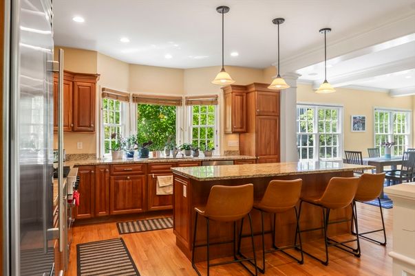 Dining room, Interior, Kitchen, Pendant Lights, Recessed Lighting, Stainless Steel Appliances, Wood Texture Flooring