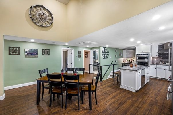 Dining room, Interior, Kitchen, Recessed Lighting, Stainless Steel Appliances, Wood Texture Flooring